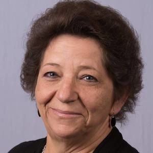 Meet your Posher, Becky